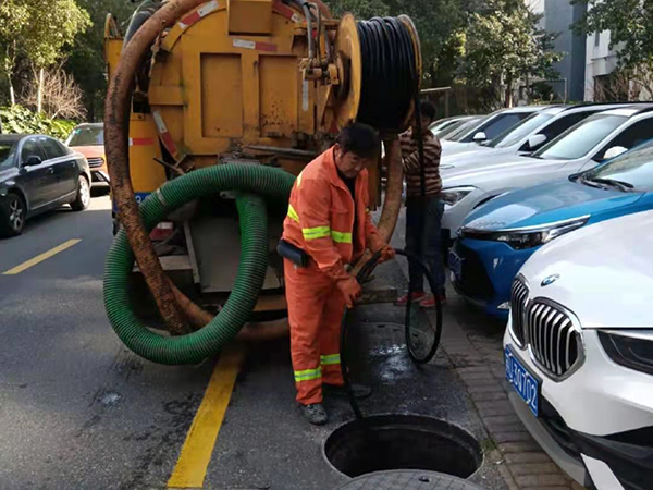 隆子排污管道清淤